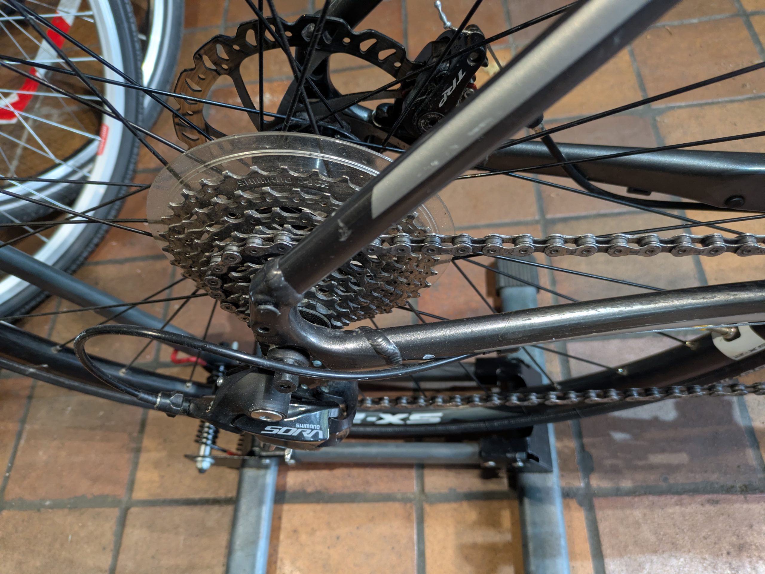 Giant Anyroad 700c road/gravel bike medium size - Image 14