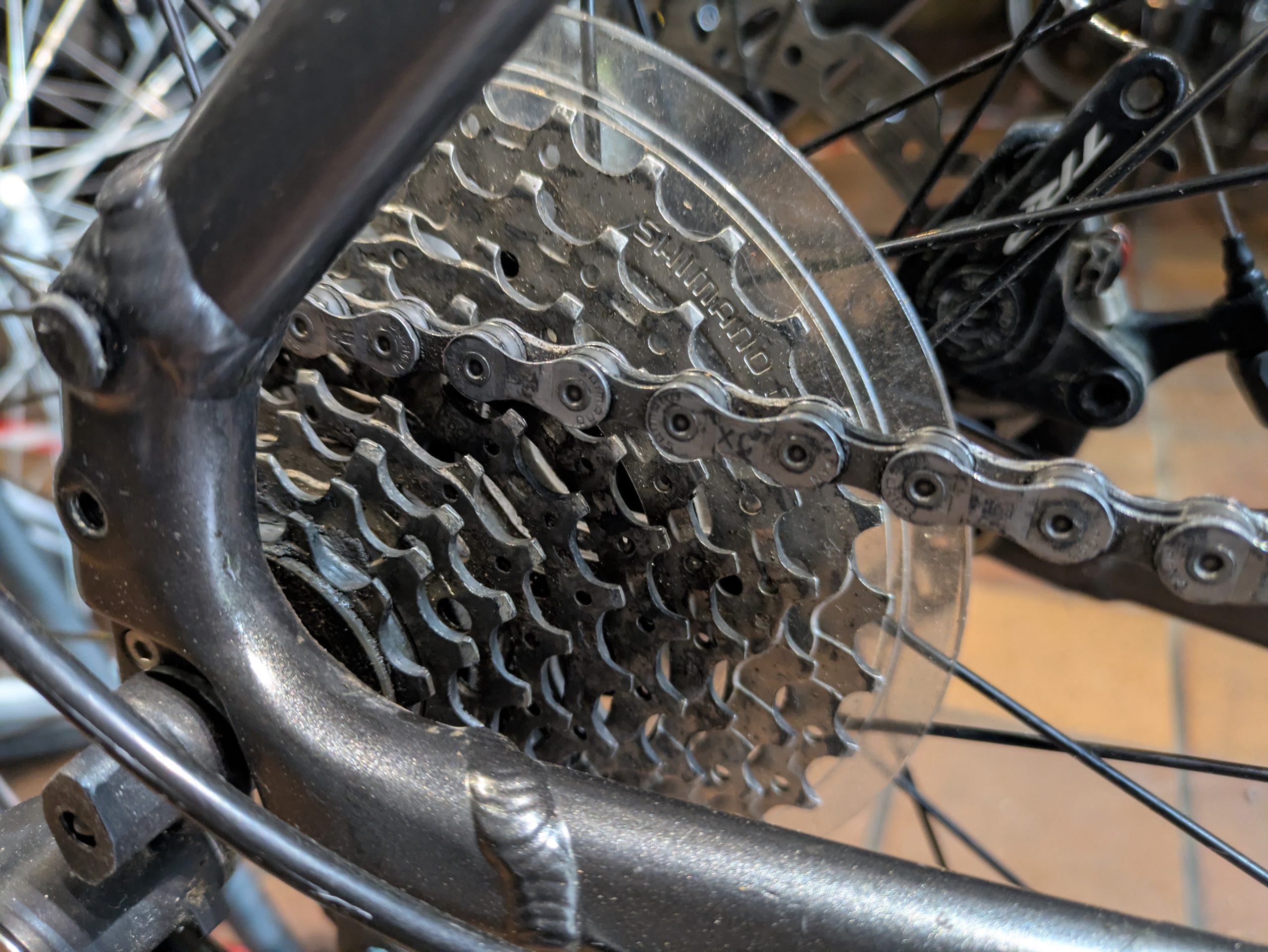 Giant Anyroad 700c road/gravel bike medium size - Image 13