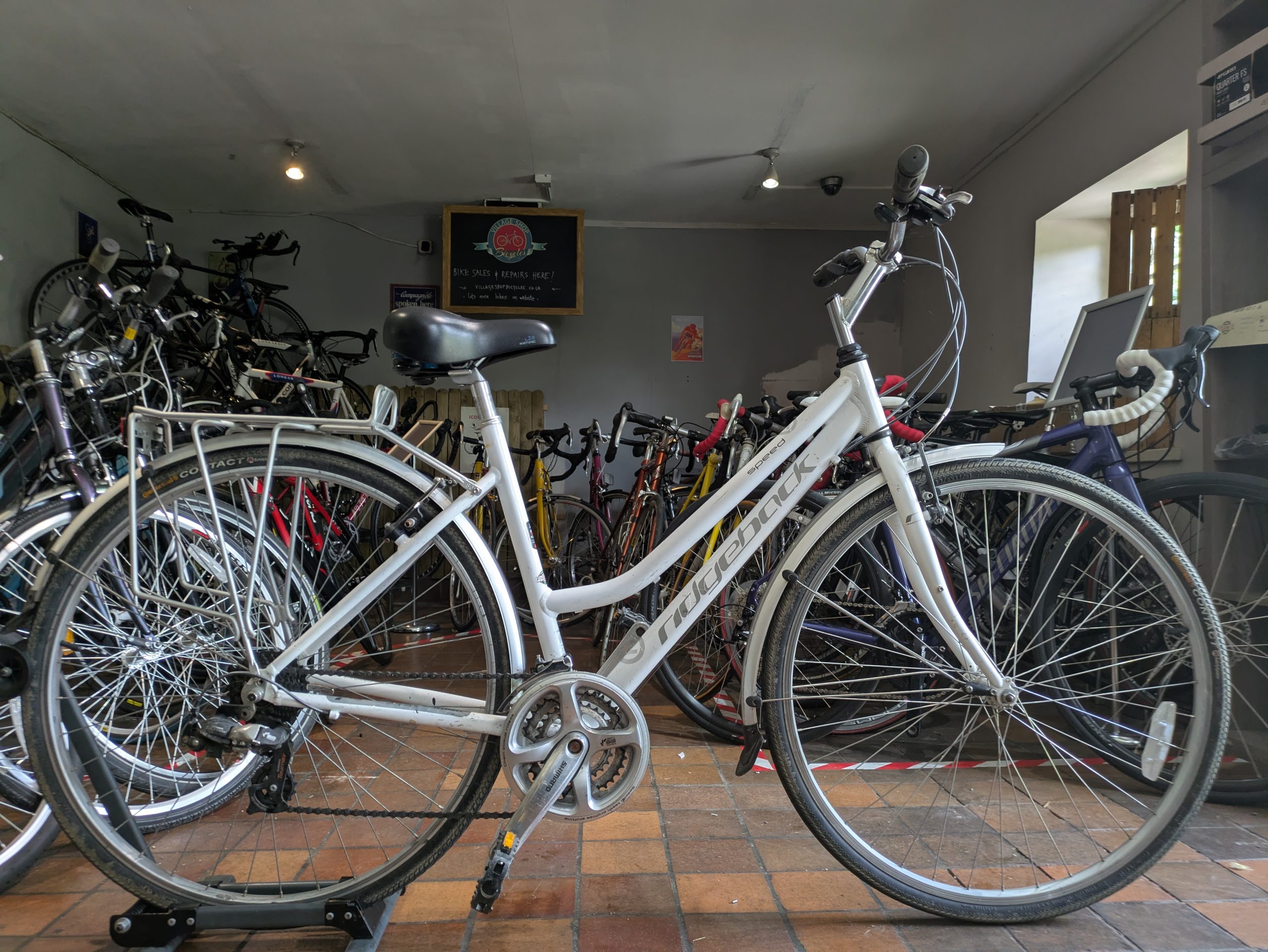 Ridgeback Speed 700c hybrid 49cm