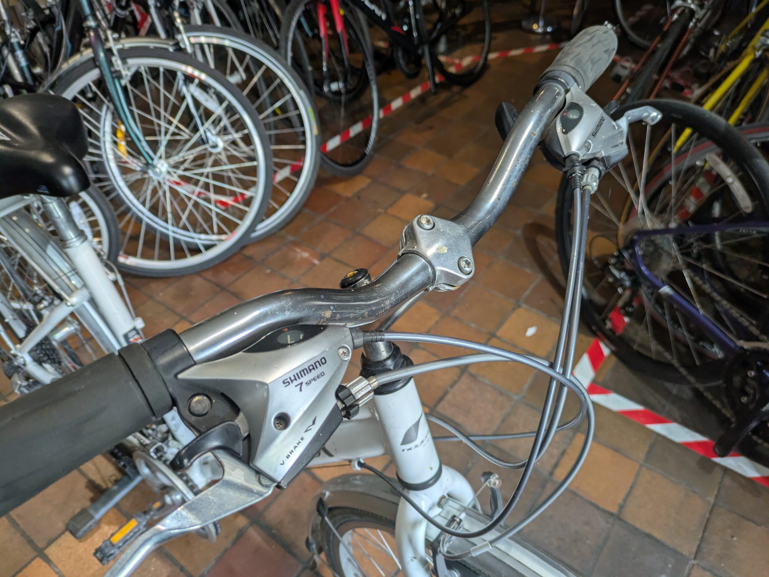 Ridgeback Speed 700c hybrid 49cm - Image 7