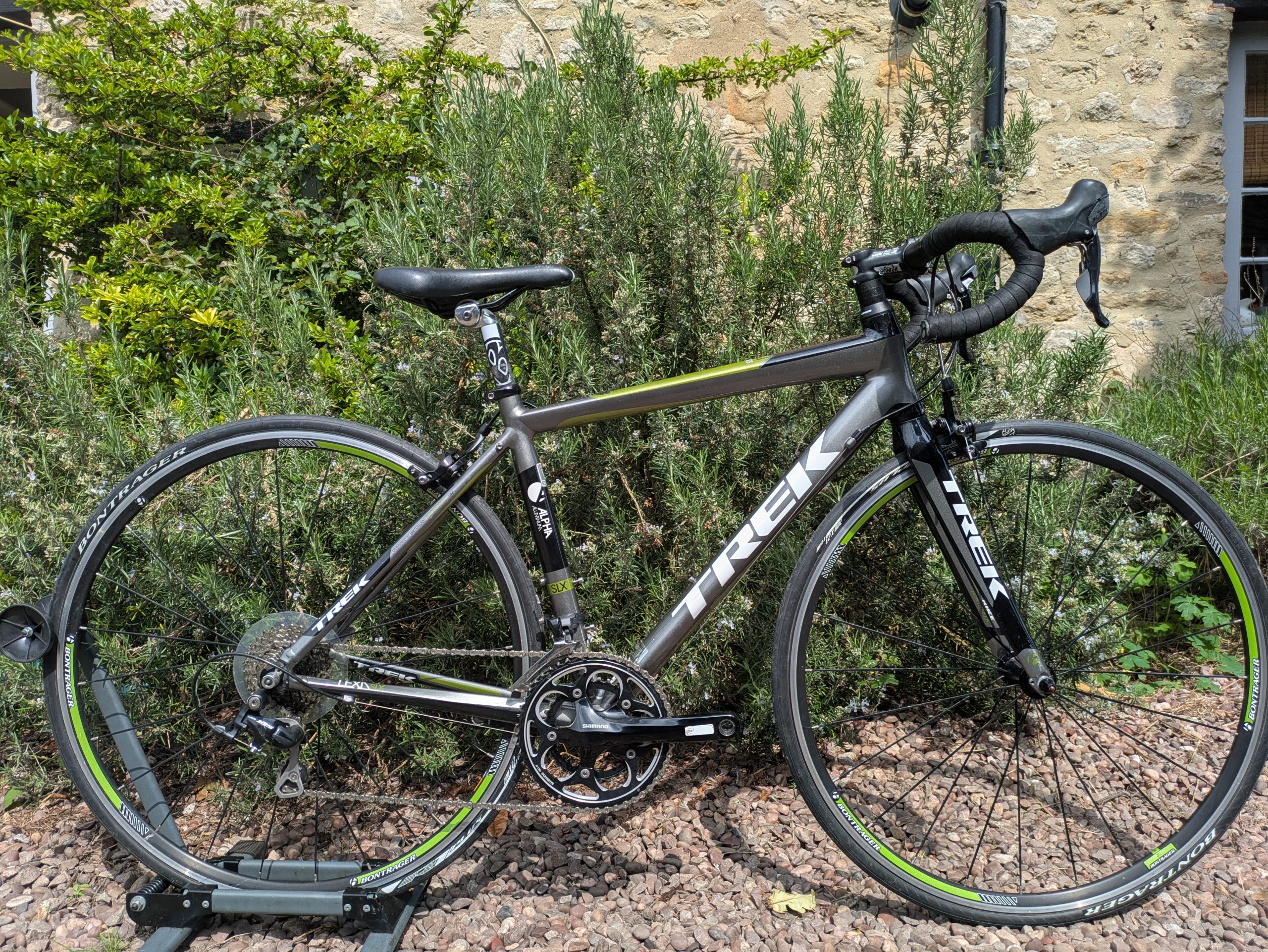 Trek Lexa series SLX 700c 50cm road Shimano 105