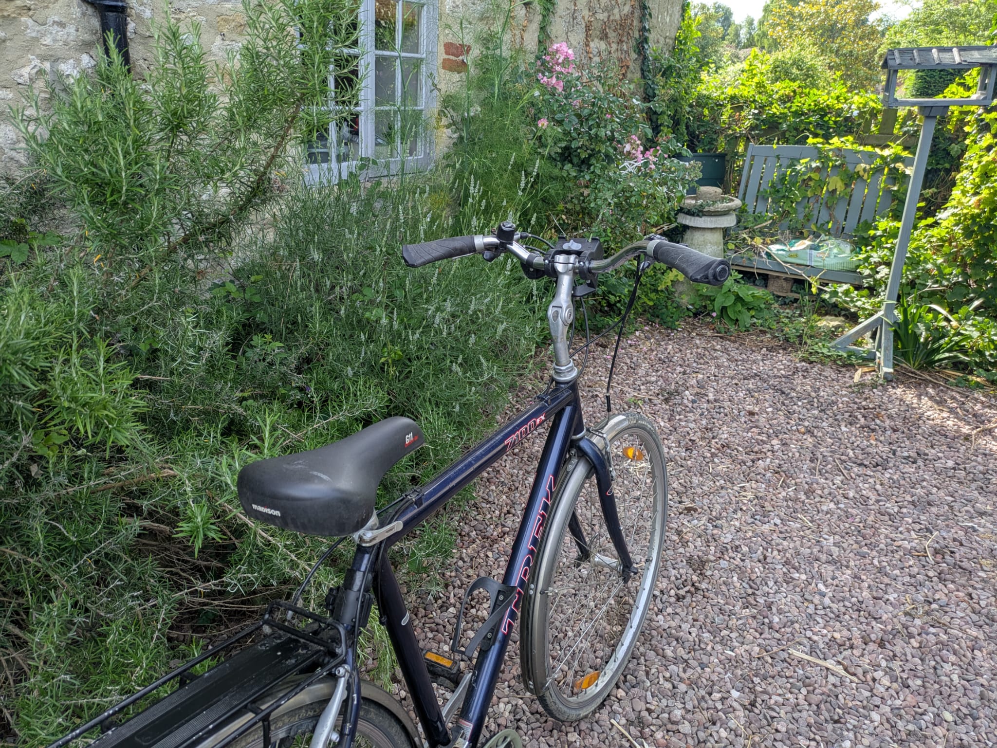 Trek 7100 FX 700c hybrid - Image 2